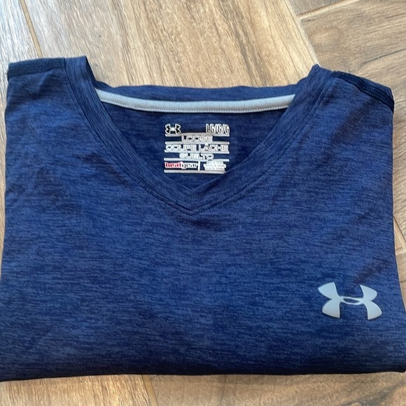 Underarmour Tech shirt - Picture 5 of 8